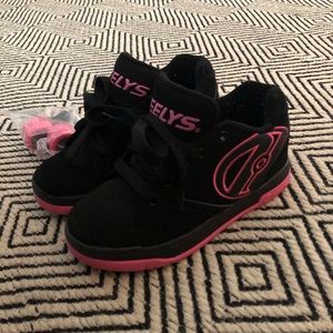 Girls Heelys Skate Roller Shoes size 1
